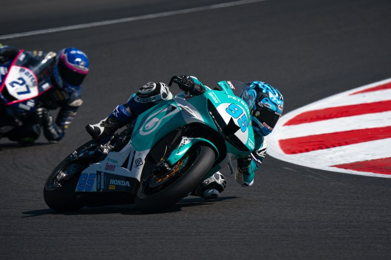 Mackenzie makes progress in WorldSSP race 2 at Magny-Cours